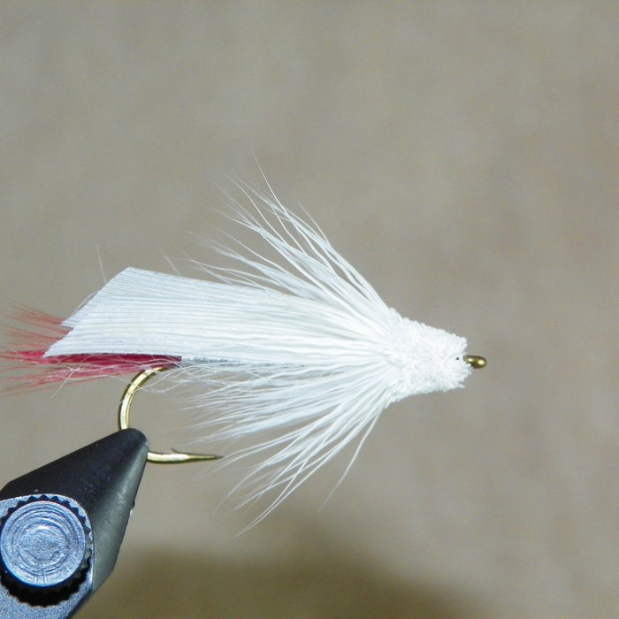white variation of the classic muddler minnow effective fly fishing in western Maine Rangeley Fly Shop