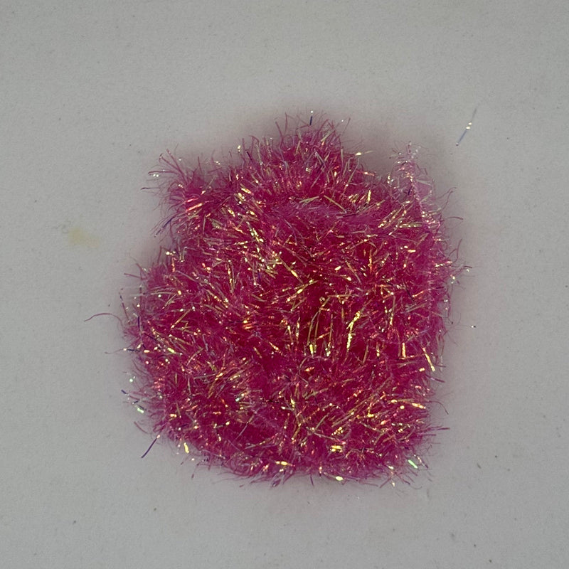 Rumpf ESTAZ tinsel trim swatch in fuchsia pink with gold threads, round patch