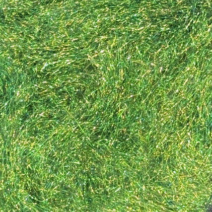 Green holographic synthetic dubbing fibers with shiny metallic strands