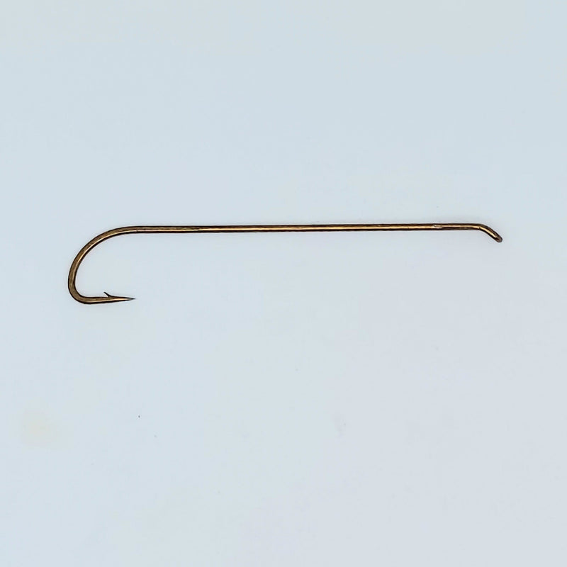Streamer fishing hook with curved shank and barbed point
