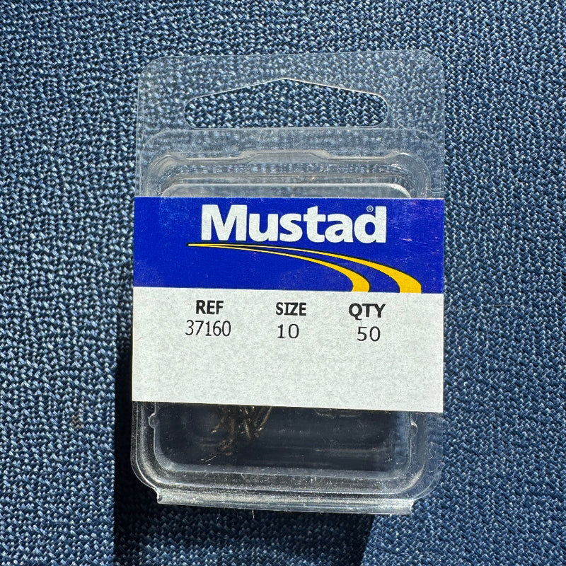 MUSTAD 37160 wide gap hooks, size 10, 50 pack in blister