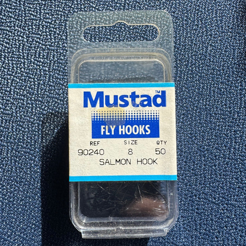 Salmon fly hooks blister pack, size 8, 50-count