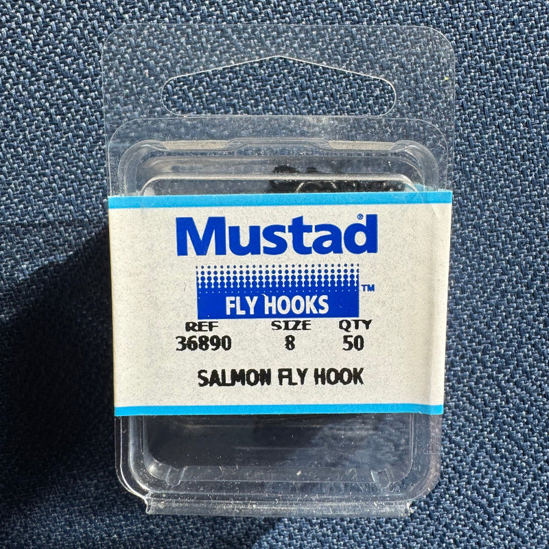 Mustad salmon fly hook in clear plastic box, size 8, qty 50