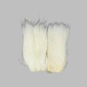Deer short fine hair swatch in white with fine, short strands