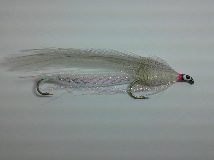 Pearl smelt tandem fishing lure with clear body and silver fins, tandem hooks