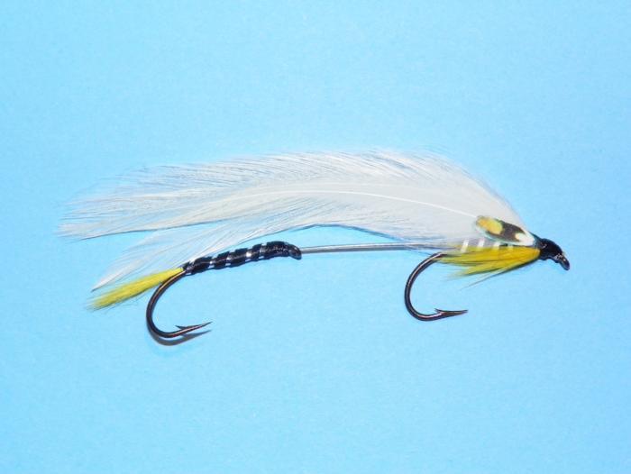 Black Ghost- Tandem fishing lure, yellow and black streamer with two hooks