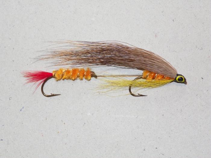 classic bucktail tandem hook streamer Dark Edson Tiger used for trout, salmon and bass
