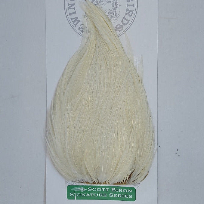 Pale cream feather hackle tuft with fine, straight barbs